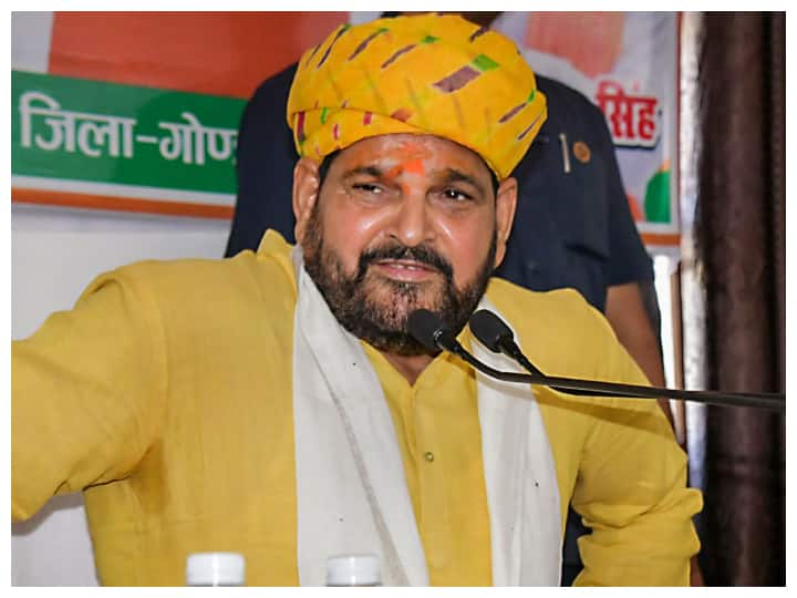 Delhi Police reached house of BJP MP Brij Bhushan Singh in UP Gonda statements of people were recorded Wrestlers allegations पहलवानों के मामले में एक्शन, बृजभूषण सिंह के यूपी वाले घर पहुंची SIT, परिवार समेत 12 के बयान दर्ज