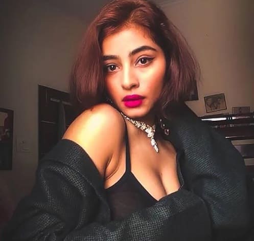 Bhoomika Vasishth: She Make Her Own Private Stripping Video for Money : Bhoomika Bhoomika Vasishth : પૈસા માટે નગ્ન ફોટ-પ્રાઈવેટ વીડિયો બનાવેવા : ભૂમિકાનો ખુલાસો