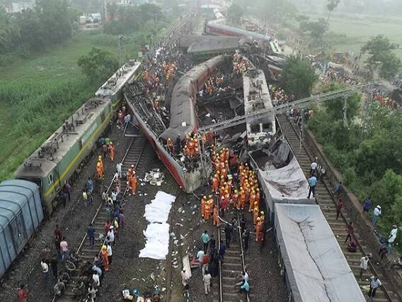 Odisha : Train Accident Ghost Haunts Rescuers, Water Look like Blood, Lost Hunger and Thirst Odisha : બચાવકર્મીઓની પાછળ પડ્યું અકસ્માતનું ભૂત! પાણીમાં દેખાય છે લોહી