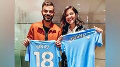 এফএ কাপের ফাইনাল দেখতে হাজির বিরুষ্কা, তারকা দম্পতির হাতে জার্সি তুলে দিল ম্যান সিটি