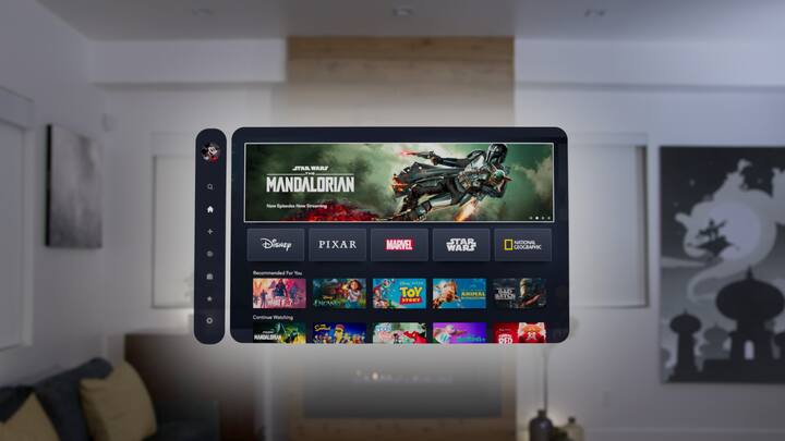 ఈ హెడ్ సెట్ కోసం డిస్నీప్లస్ హాట్‌స్టార్ ప్రత్యేక యాప్‌ను రూపొందించింది.