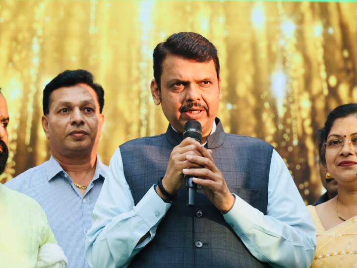 Devendra Fadnavis says Anyone taking Aurangzeb name will not be forgiven case filed against four Ahmednagar: 'बख्शा नहीं जाएगा', औरंगजेब के पोस्टर लगाने पर चार के खिलाफ केस दर्ज, फडणवीस ने दी सख्त चेतावनी
