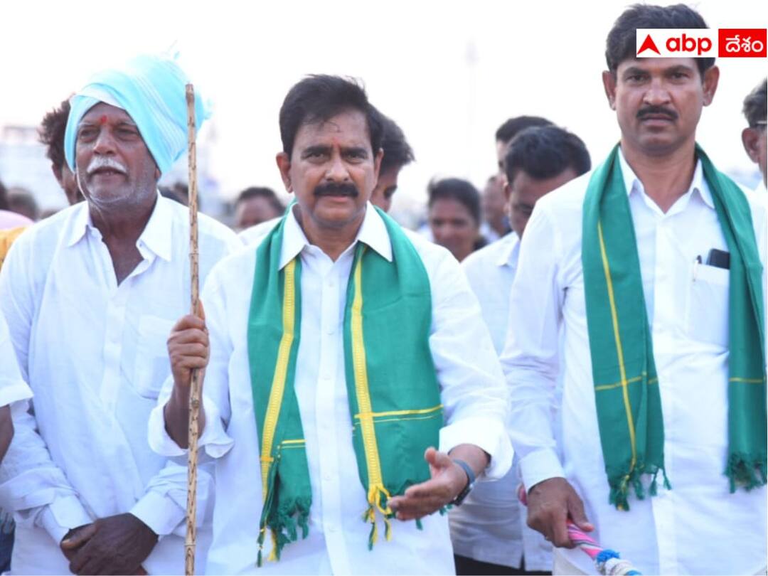 TDP COUNTER TO YSRCP stand ON POLAVARAM Project Devineni Uma Devineni Uma: సీఎం జగన్, ఇరిగేషన్ మంత్రి అంబటికి సిగ్గులేదు - పోలవరం టూర్ పై దేవినేని ఉమా ఫైర్