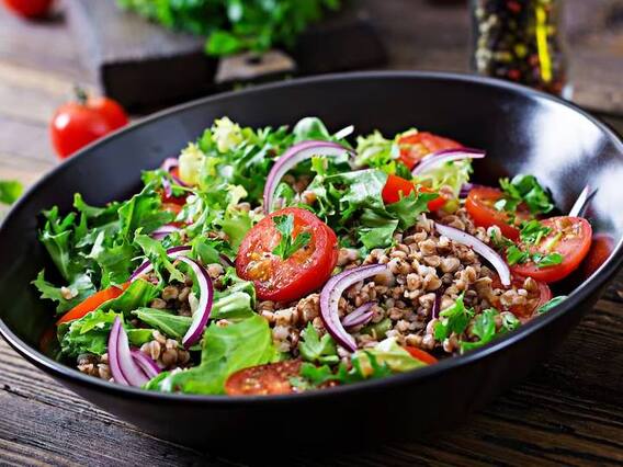 Red Rice Salad Recipe: हेल्दी और टेस्टी दोनों का शानदार कॉम्बो है ये रेड राइस सलाद, यह है पूरी रेसिपी Red Rice Salad Recipe: हेल्दी और टेस्टी दोनों का शानदार कॉम्बो है ये रेड राइस सलाद, यह है पूरी रेसिपी
