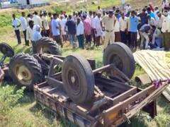 Andhra pradesh Accident : அச்சச்சோ.. கால்வாயில் கவிழ்ந்த டிராக்டர்.. பரிதாபமாக பறிபோன 7 உயிர்கள்..! எப்படி நடந்தது இந்த சோகம்?