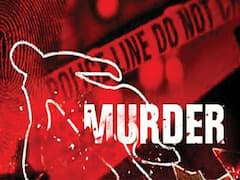Crime: பெரம்பலூரில் பட்டப்பகலில் தனியார் மதுபான பாரில் ரவுடி வெட்டிக்கொலை
