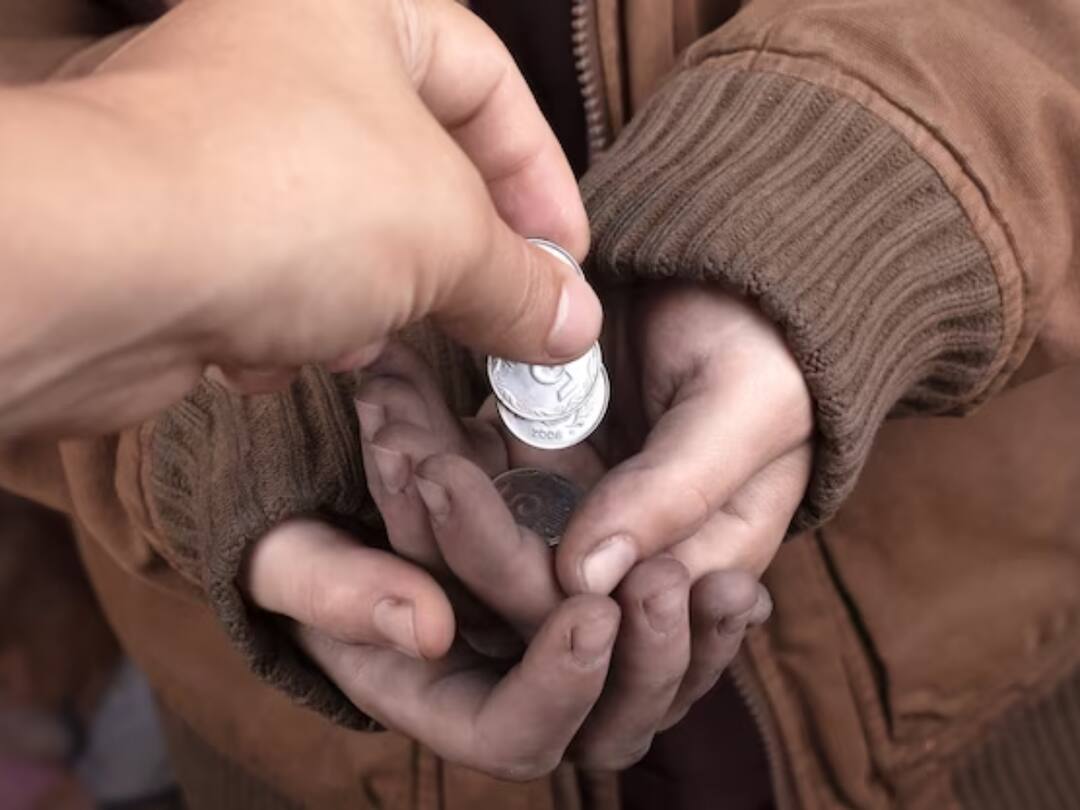 Find Out Which Actions of Ours can Destroy All the Good Deeds Done by Us Actions that destroy our good deeds: మన చేతలే మన శత్రువు - మీరు చేసే మంచి పనులను నాశనం చేసే చర్యలు ఇవే