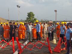 सीहोर में ढाई साल की मासूम को बचाने का प्रयास जारी, 3 पोकलेन व 5 जेसीबी मशीन से की जा रही खुदाई