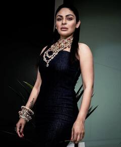 Neeru Bajwa: ਨੀਰੂ ਬਾਜਵਾ ਦੀਆਂ ਨਵੀਆਂ ਤਸਵੀਰਾਂ ਨੇ ਖਿੱਚਿਆ ਧਿਆਨ, ਸੁਪਰ ਗਲੈਮਰਸ ਲੁੱਕ ਨਾਲ ਫੈਨਜ਼ 'ਤੇ ਢਾਇਆ ਕਹਿਰ