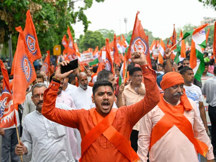Hindu Economy: 'हिंदुओं को सम्मान पाने के लिए मजबूत करनी होगी अर्थव्यवस्था', इस हिंदू नेता ने क्यों कही ये बात