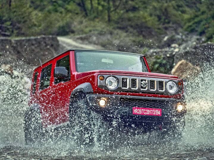 Maruti suzuki jimni launched with its 5 door variant check the details here Maruti Suzuki Jimny Price: 12.7 लाख रुपये की कीमत पर लॉन्‍च हुई मारुति सुजुकी 'जिम्नी', जानें टॉप वेरिएंट की क्‍या है प्राइस