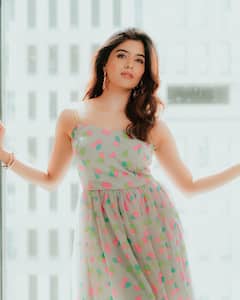 Amritha Aiyer Photos: అందమైన అమృతకి మంచి అవకాశాలెందుకు రావడం లేదో!