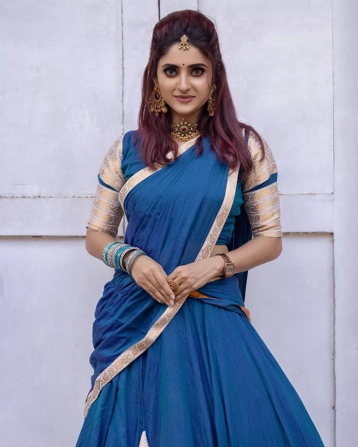 தனியார் தொலைக்காட்சியில் ஒளிபரப்பான சத்யா சீரியலின் மூலம் பிரபலமானவர் நடிகை ஆயிஷா