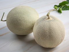 ​ये है दुनिया का सबसे महंगा फल, 1 किलो की कीमत में आ जाएगी अच्छी-खासी लग्जरी गाड़ी