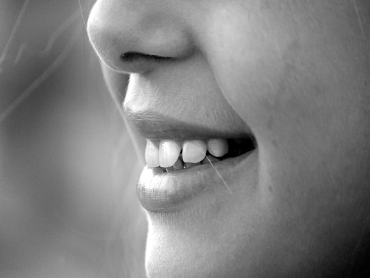 samudrika shastra about Teeth: Know your personality by shape of your teeth: samudrika shastra Samudrik Shastra about Teeth :  మీ దంతాల ఆకృతి  మీ భవిష్యత్ చెప్పేస్తుంది!