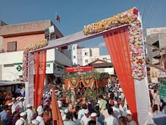 Sant Nivruttinath Palkhi : सिन्नरच्या कुंदेवाडीत दिवाळी, वारकऱ्यांसाठी 250 लीटर गुळवणी, 5 हजार पुरणपोळ्यांचे जेवण