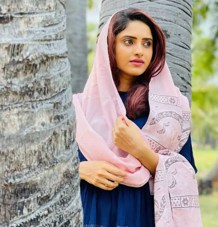 இன்று பிக் பாஸ் சீசன் 6 புகழ் ஆயிஷா தனது 31 வது பிறந்தநாளை கொண்டாடுகிறார்.