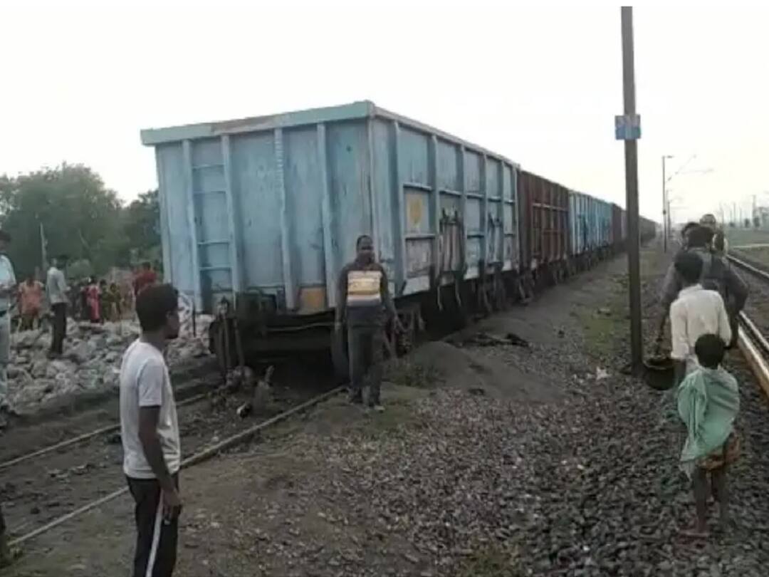 Odisha Train Accident: six labourers dead after goods train moving in Odisha's Jajpur Odisha Train Accident: ఒడిశాలో మరో రైలు విషాదం, బోగీల కింద నలిగి ఆరుగురు మృతి!