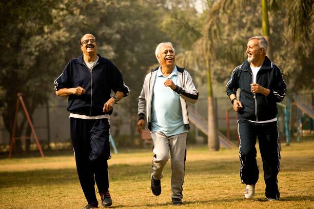 மேலும் ஓடுதல், உடல் எடை குறைப்பதிலும் ஒருவரை ஃபிட் ஆக வைப்பதிலும் முக்கிய பங்கு வகிப்பது குறிப்பிடத்தக்கது.