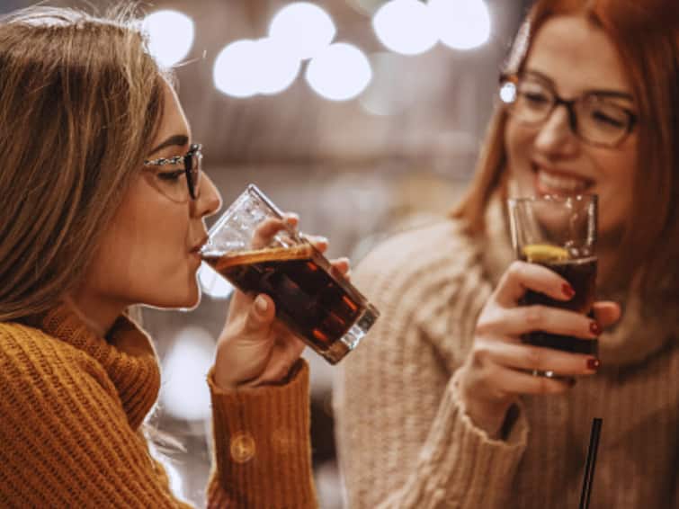 Coke Based Drinks And The Way They Damage Your Liver- See What Experts Say