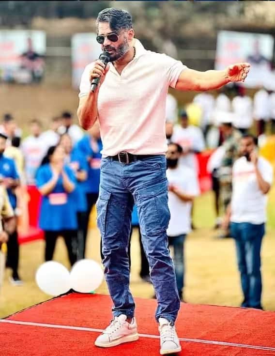 त्याने एका व्हिडीओच्या माध्यमातून फिटनेस टीप्स शेअर केले आहे. यामध्ये त्याने एका आपलं रुटीन सांगितलं आहे.