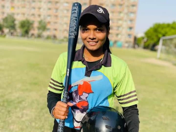 Balrampur Anjali Khalkho selected in Indian baseball team Chhattisgarh News Ann Chhattisgarh: छत्तीसगढ़ की अंजली खलखो अब कनाडा में दिखाएंगी हुनर, इंडियन बेसबॉल टीम में हुईं सेलेक्ट
