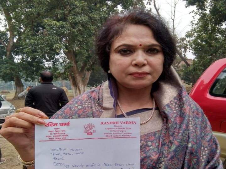 BJP MLA Rashmi Verma accuses Bettiah TP Verma College of Recovery in name of practical examination in BEd ann Bihar News: बेतिया के टीपी वर्मा कॉलेज में वसूली के आरोप पर MLA रश्मि वर्मा और प्रभारी प्राचार्य आमने-सामने, मामला पहुंचा थाना