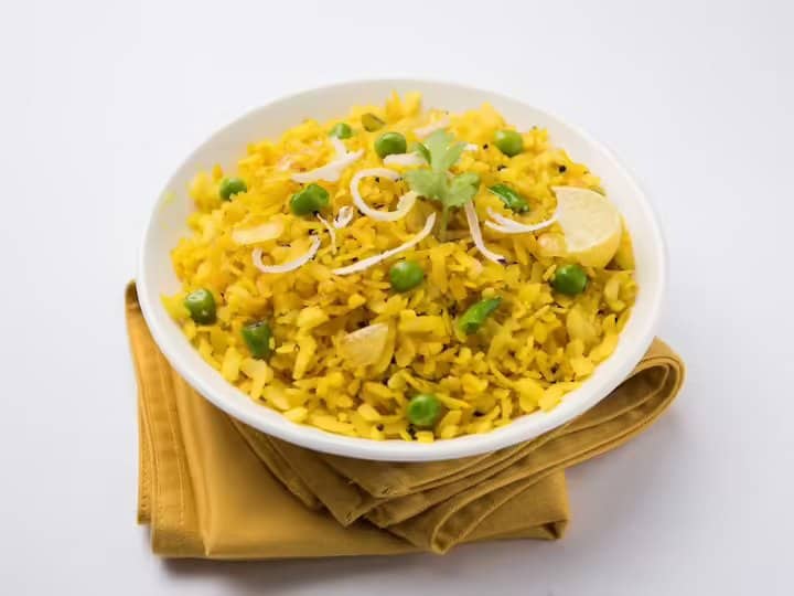 why it is necessary to include poha in the daily diet पोहा खाने के ये 5 जबरदस्त फायदे जान जाएंगे...तो हर रोज सिर्फ पोहा ही खाएंगे