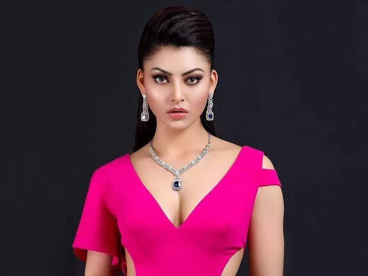  Urvashi Rautela Income: हल्के में मत लीजिए... पूरे साल की आपकी कमाई से ज्यादा एक दिन में कमा लेती हैं उर्वशी रौतेला