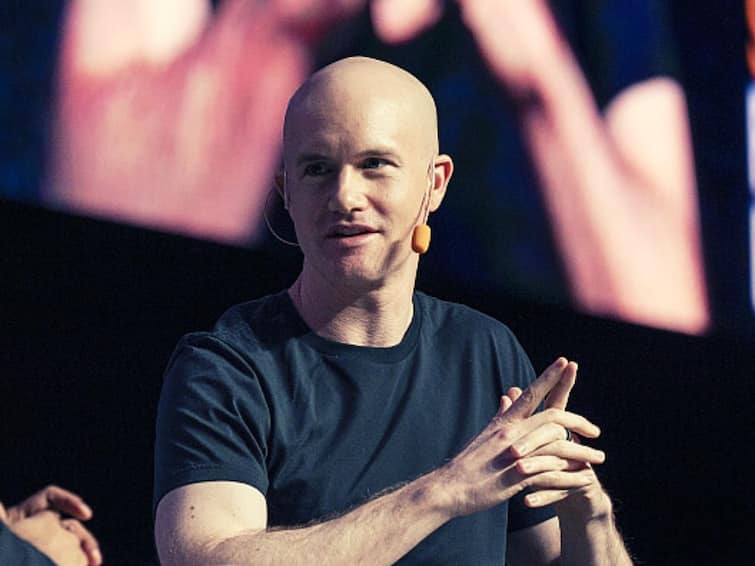 Coinbase CEO Brian Armstrong US SEC Lawsuit Customer Funds Are Safe Reaction Hit Back 'Customers' Funds Are Safe': Coinbase CEO Brian Armstrong Responds To US SEC Lawsuit
