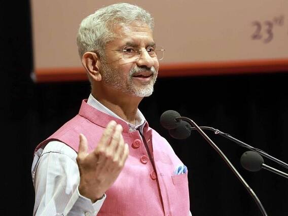 S Jaishankar : Jaishakar Visits Guru Arjun Dev Gurudwara and Meets Afghan Sikh Refugees S Jaishankar: એસ. જયશંકરે કેમ કહ્યુ કે, જો CAAના હોત તો આ લોકોનું શું થાત!!!