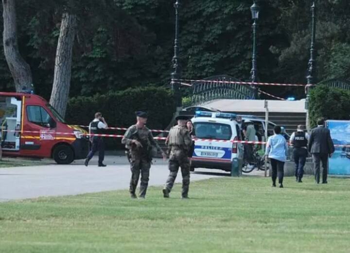 France 9 died stabbing Children attacked by knifeman in Annecy park France stabbing: फ्रांस के एक पार्क में छोटे बच्चों पर चाकू से हमला, आठ मासूम समेत कुल नौ लोग घायल