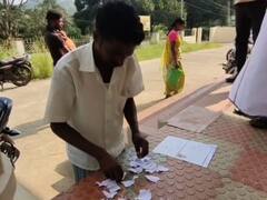 நாமக்கல்: ஆதார் திருத்த படிவத்தை கொடுத்த விவசாயி -  கையெழுத்து சரியில்லை என கிழித்து முகத்தில் வீசிய அலுவலர்