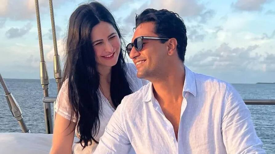 Vicky Kaushal in the morning likes to stay away from Katrina kaif know the reason Vicky-Katrina Life: ਵਿੱਕੀ ਕੌਸ਼ਲ ਸਵੇਰੇ ਉੱਠਦੇ ਹੀ ਕੈਟਰੀਨਾ ਤੋਂ ਦੂਰ ਰਹਿਣਾ ਕਰਦੇ ਹਨ ਪਸੰਦ, ਜਾਣੋ ਕਿਉਂ ਅਦਾਕਾਰਾ ਤੋਂ ਹੁੰਦੇ ਹਨ ਪਰੇਸ਼ਾਨ ?