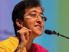 पहले धमकी, फिर फोटो और आखिर में मोदी-मोदी के नारे, आतिशी बोलीं- 'ये सब LG के गुंडों का काम'