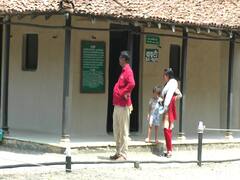 Wardha News: वर्ध्यातील बापू कुटीकडे पर्यटकांचा कल, रखरखत्या उन्हातही सुमारे 16 हजार पर्यटकांची बापू कुटीला भेट