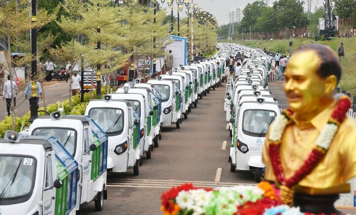 రాష్ట్రాన్ని క్లీన్ ఆంధ్రప్రదేశ్గా మార్చాలన్నది సీఎం జగన్ ధృడ సంకల్పం