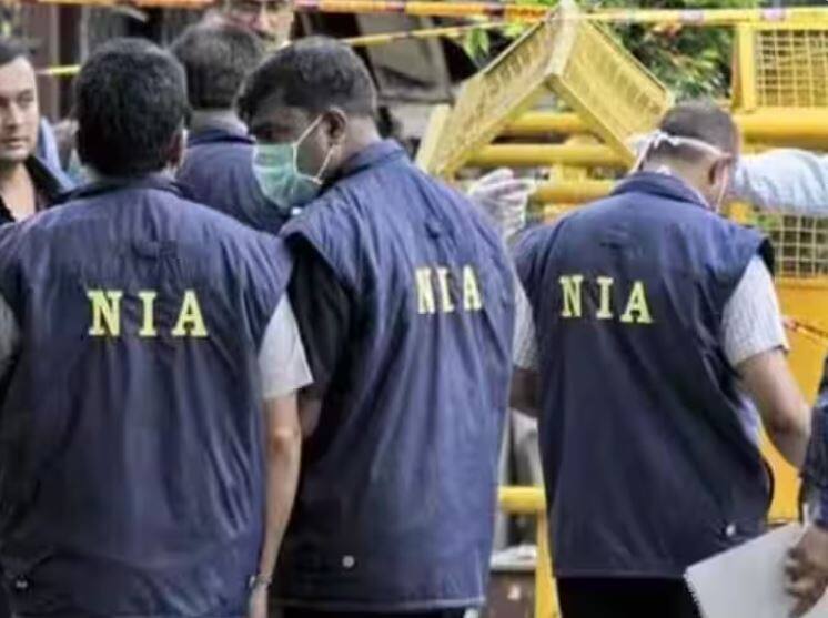 Terrorist Arsh Dalla's accomplice arrested by NIA, used to help in arms smuggling NIA Raid: ਅੱਤਵਾਦੀ ਅਰਸ਼ ਡੱਲਾ ਦਾ ਸਾਥੀ NIA ਵੱਲੋਂ ਗ੍ਰਿਫਤਾਰ, ਹਥਿਆਰਾਂ ਦੀ ਤਸਕਰੀ 'ਚ ਕਰਦਾ ਸੀ ਮਦਦ