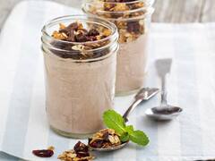 Chia Seed Bowl with Almond Milk: ब्रेकफास्ट में खाएं यह सुपर हेल्दी  बादाम के दूध में चिया सिड्स, पेट के लिए है बेहतरीन