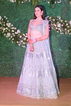 Inside Sonnalli Seygall-Ashesh Sajnani’s Wedding Reception; First Pictures Out
