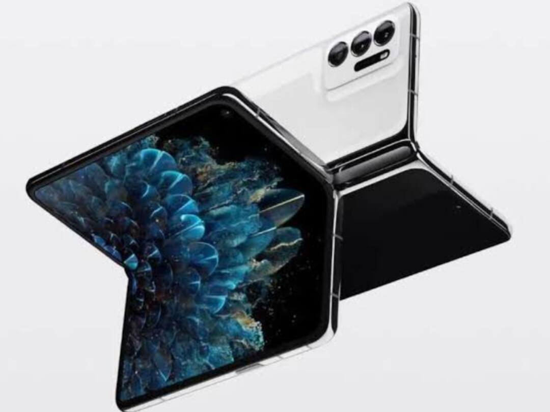 Foldable One plus : மடிக்கக்கூடிய மொபைல்.. அதிரடியில் ஒன்பிளஸ் நிறுவனம்… என்னென்ன அம்சங்கள் எதிர்பார்க்கலாம்? என்ன விலை?