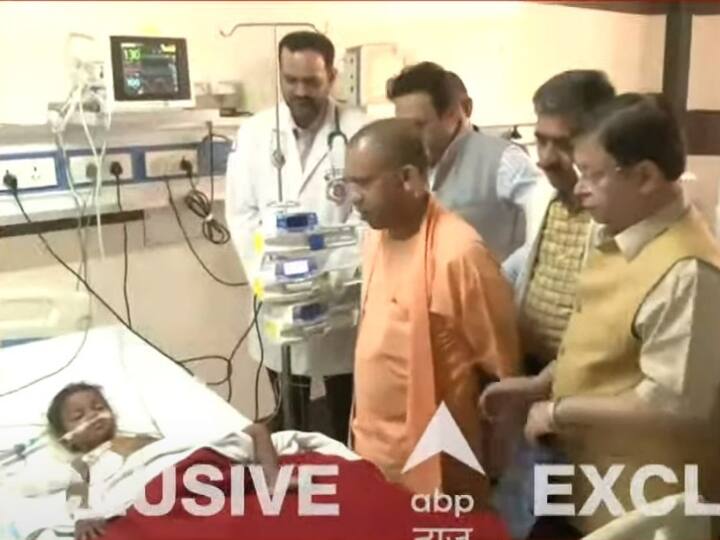 CM Yogi Adityanath meet injured girl in Shooter Sanjeev Jeeva Murder in Lucknow Court and X-ray report came Sanjeev Jeeva Murder: जीवा हत्याकांड में घायल बच्ची से मिले सीएम योगी, एक्स-रे रिपोर्ट भी आई सामने