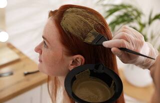 Hair Care Tips:   વાળમાં મહેંદી કર્યાં બાદ આ ચીજને અચૂક કરો અપ્લાય, ડ્રાઇનેસની નહિ રહે સમસ્યા