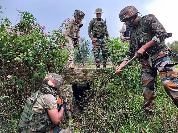 Manipur Insurgents Dressed As Army Personnel Kill Three People In Imphal West Districts Manipur: Insurgents Dressed As Army Personnel Kill Three People In Imphal