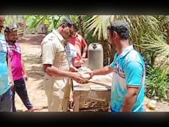 Whale Vomit : सिंधुदुर्गात मच्छीमारांना सापडली  देवमाशाची उलटी, आंतरराष्ट्रीय बाजारपेठेत आठ कोटीचा भाव