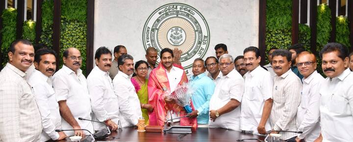 ఇచ్చిన మాట నిలబెట్టుకున్నారని సీఎం జగన్ కు ధన్యవాదాలు తెలిపిన ఉద్యోగులు
