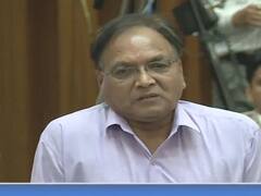 दिल्ली सरकार के आगे नतमस्तक हुए BJP विधायक, केजरीवाल-सिसोदिया की तारीफ करते हुए LG-केंद्र को किया एक्सपोज 