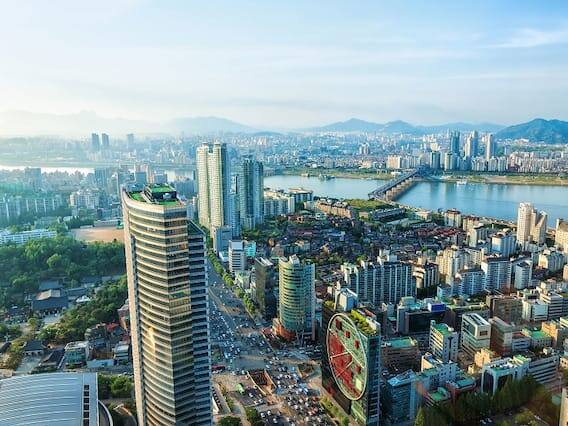 સિયોલઃ સાઉથ કોરિયાની રાજધાની સિઓલ પણ ખૂબ મોંઘી છે અને તે યાદીમાં 9મા ક્રમે છે.