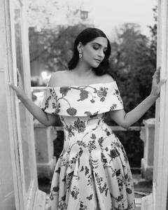 Sonam kapoor : 'मला तिची आठवण येत आहे'; लेकीच्या वाढदिवसानिमित्त अनिल कपूर यांची खास पोस्ट