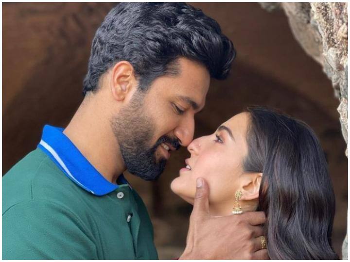 Zara Hatke Zara Bachke Box Office Collection Day 7 Vicky Kaushal Sara Ali Khan Film Thursday Collection ZHZB Box Office Collection Day 7: बॉक्स ऑफिस पर 7वें दिन ‘जरा हटके जरा बचके’ का निकला अब दम, जानें- विक्की-सारा की फिल्म का कुल कलेक्शन